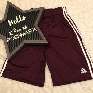New Adidas Man's Burgundy Red Athletic Shorts 2XS